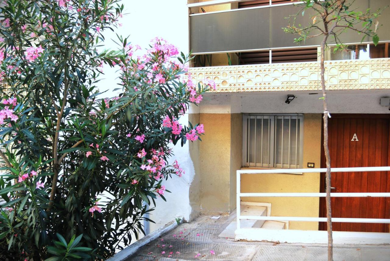 Persey Apartment Athens Exterior photo